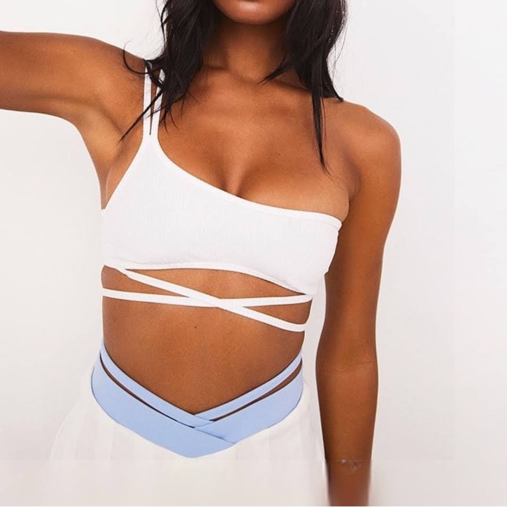 FLL Chloe Sports Bra